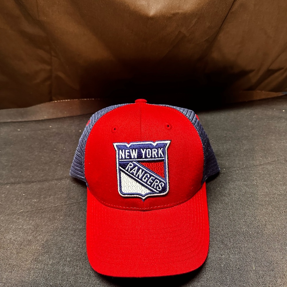 ZEPHYR New York Rangers Red and Blue Cap